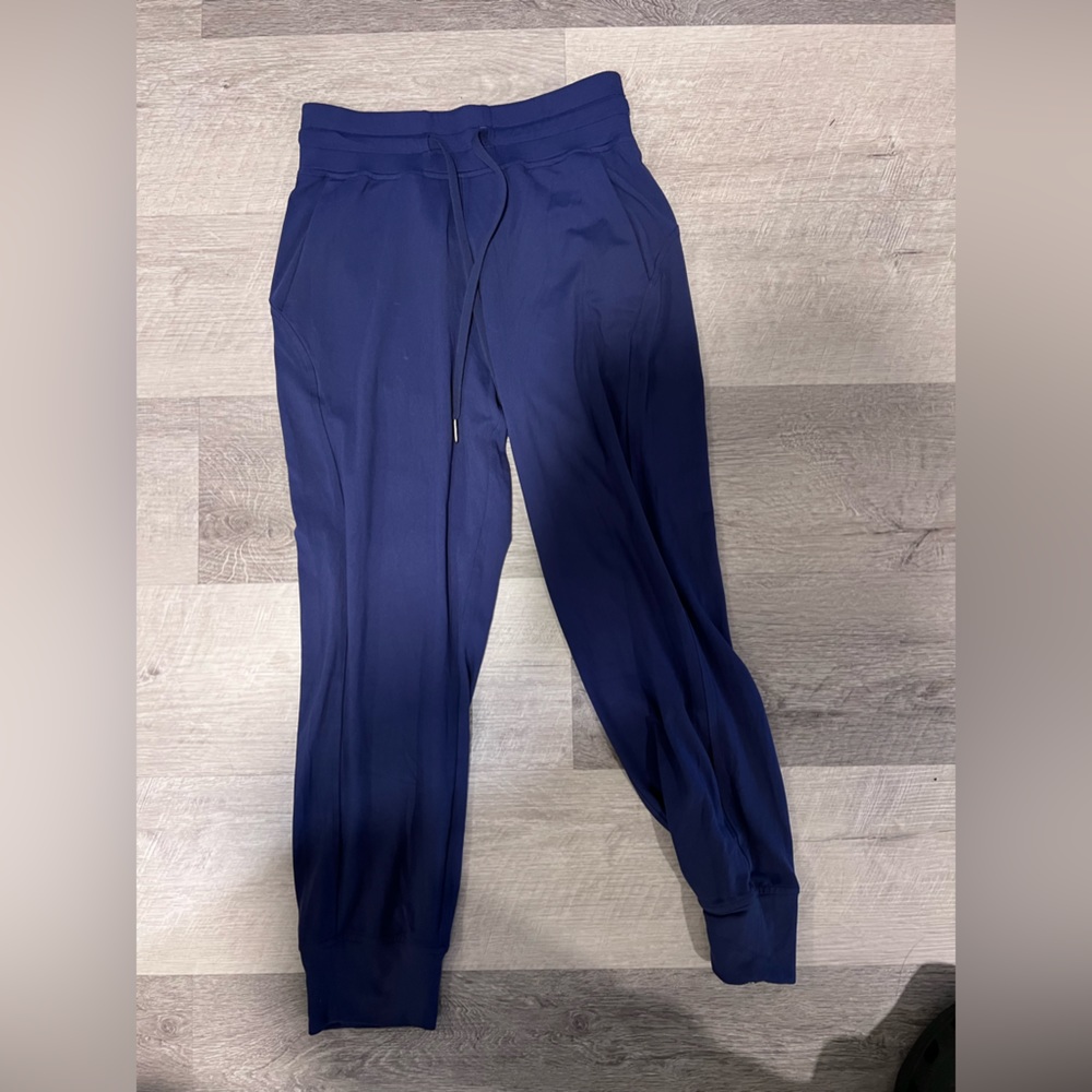Lululemon ready to rulu high rise jogger size 4